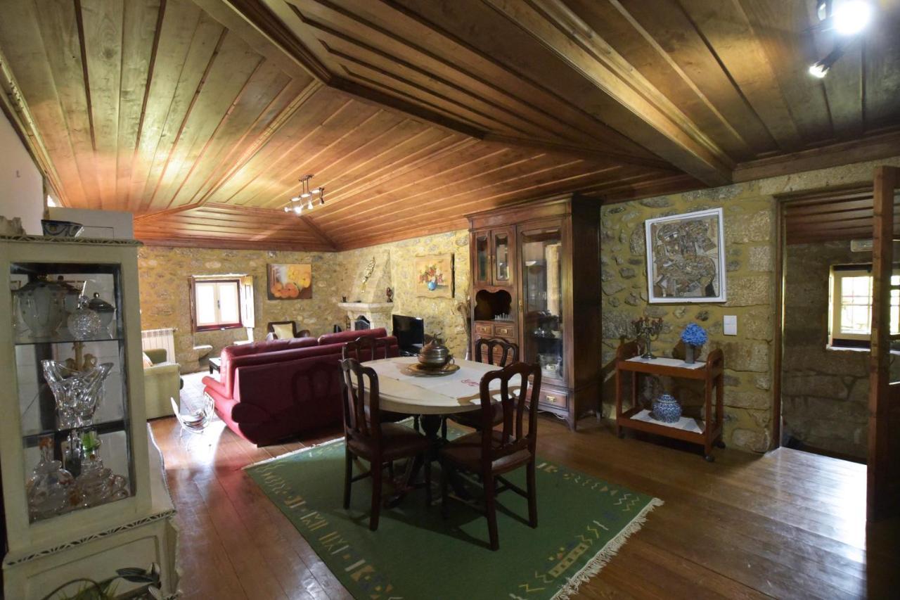 Hébergement de vacances Casa Da Ramada, Turismo Espaco Rural. *